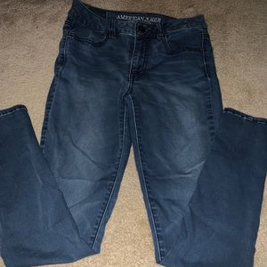 American Eagle Skinny Jeans - Size 2